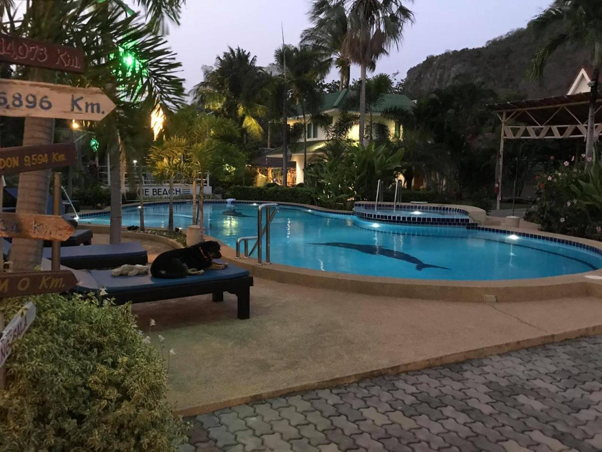 The Beach Boutique Resort Ban Pak Nam Pran Exterior photo
