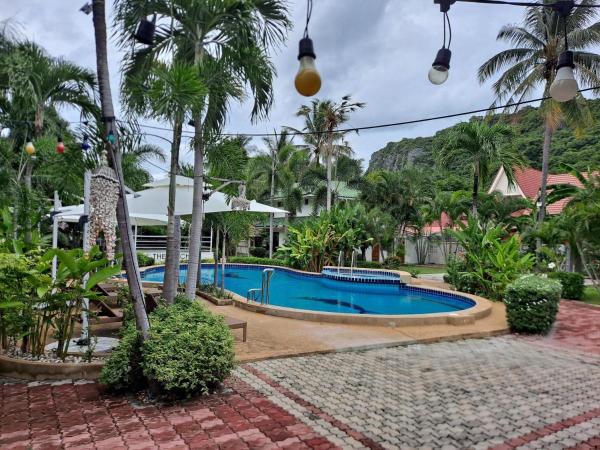 The Beach Boutique Resort Ban Pak Nam Pran Exterior photo