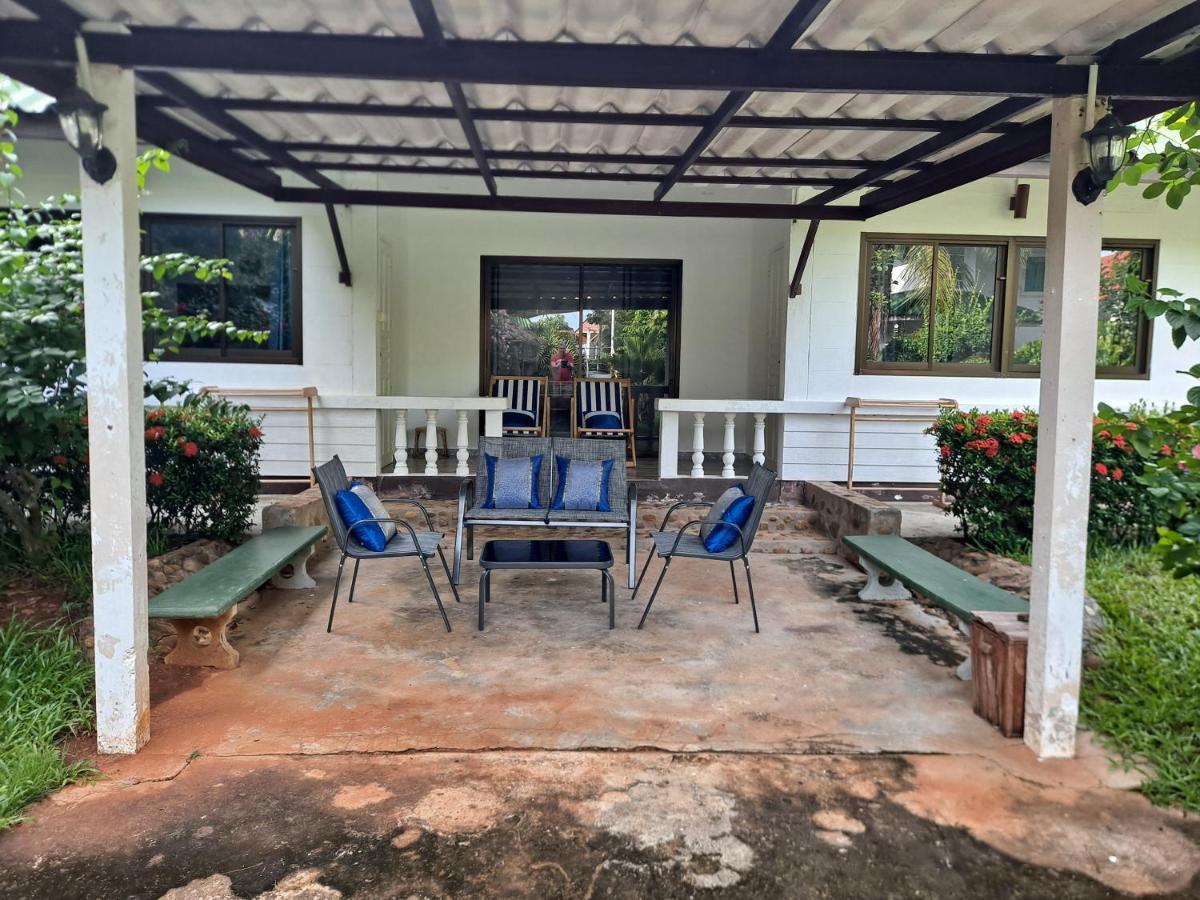 The Beach Boutique Resort Ban Pak Nam Pran Exterior photo
