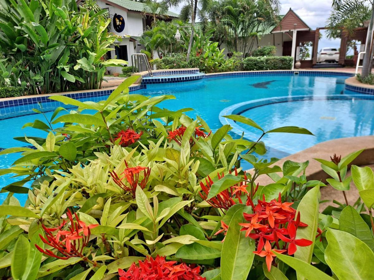 The Beach Boutique Resort Ban Pak Nam Pran Exterior photo