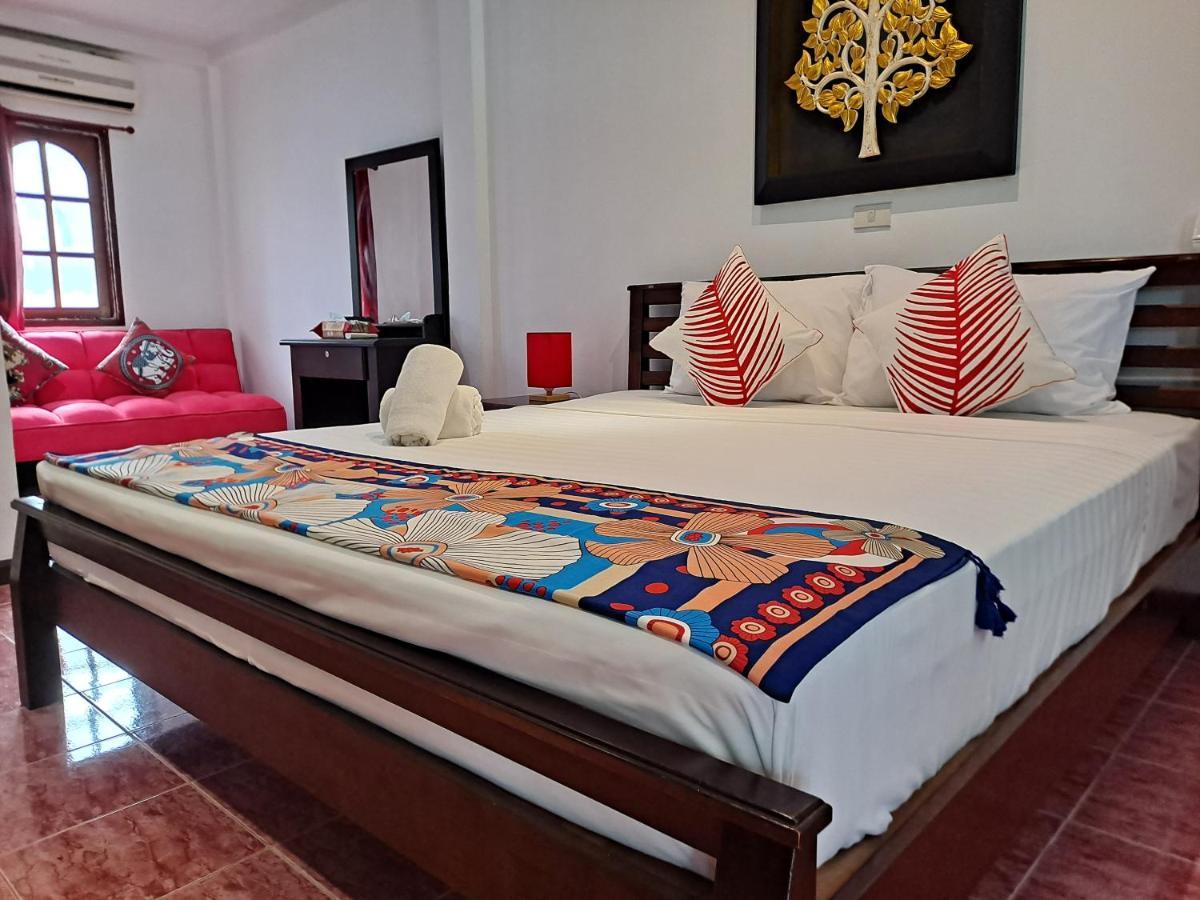 The Beach Boutique Resort Ban Pak Nam Pran Exterior photo