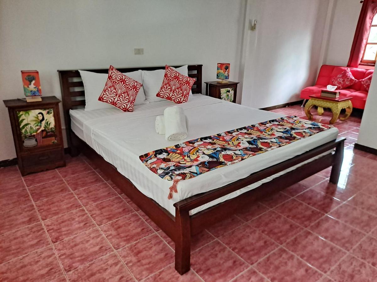 The Beach Boutique Resort Ban Pak Nam Pran Exterior photo