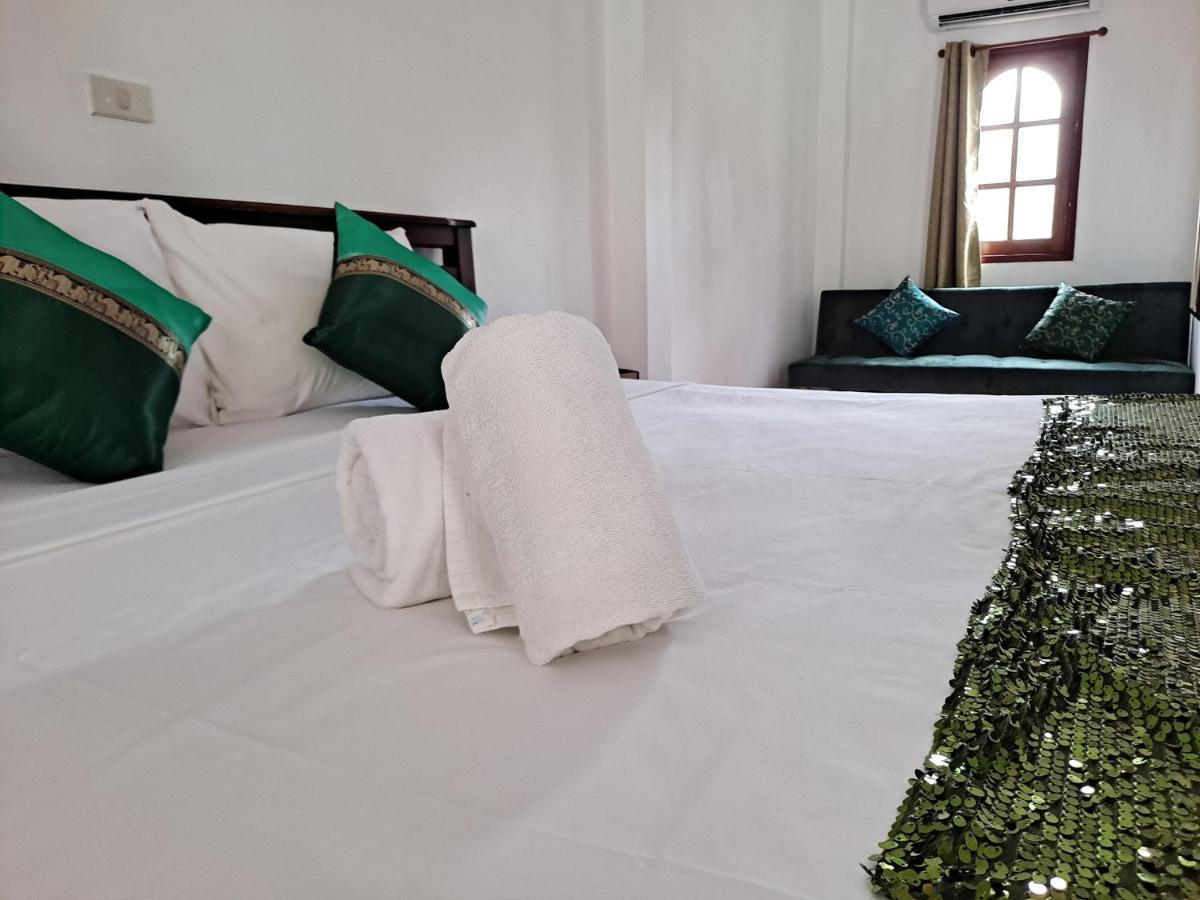 The Beach Boutique Resort Ban Pak Nam Pran Exterior photo