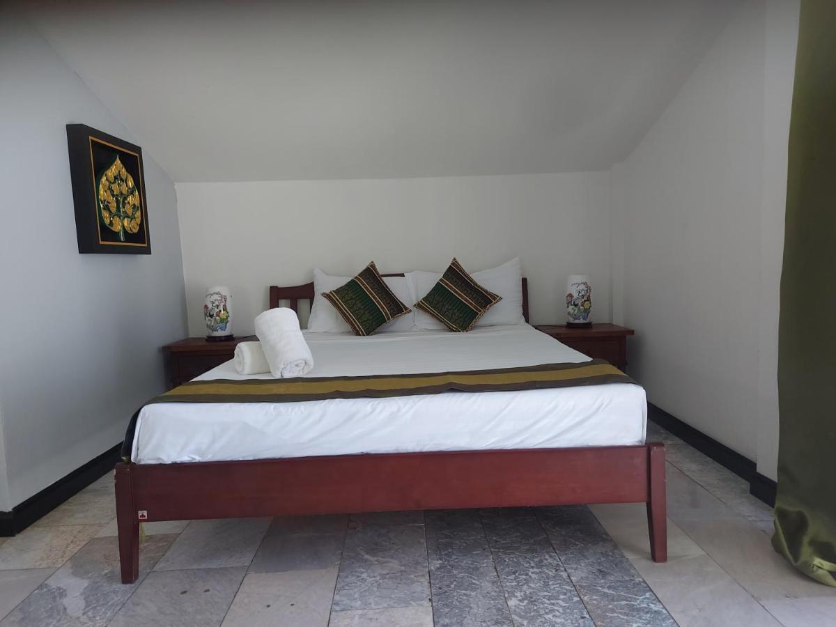The Beach Boutique Resort Ban Pak Nam Pran Exterior photo