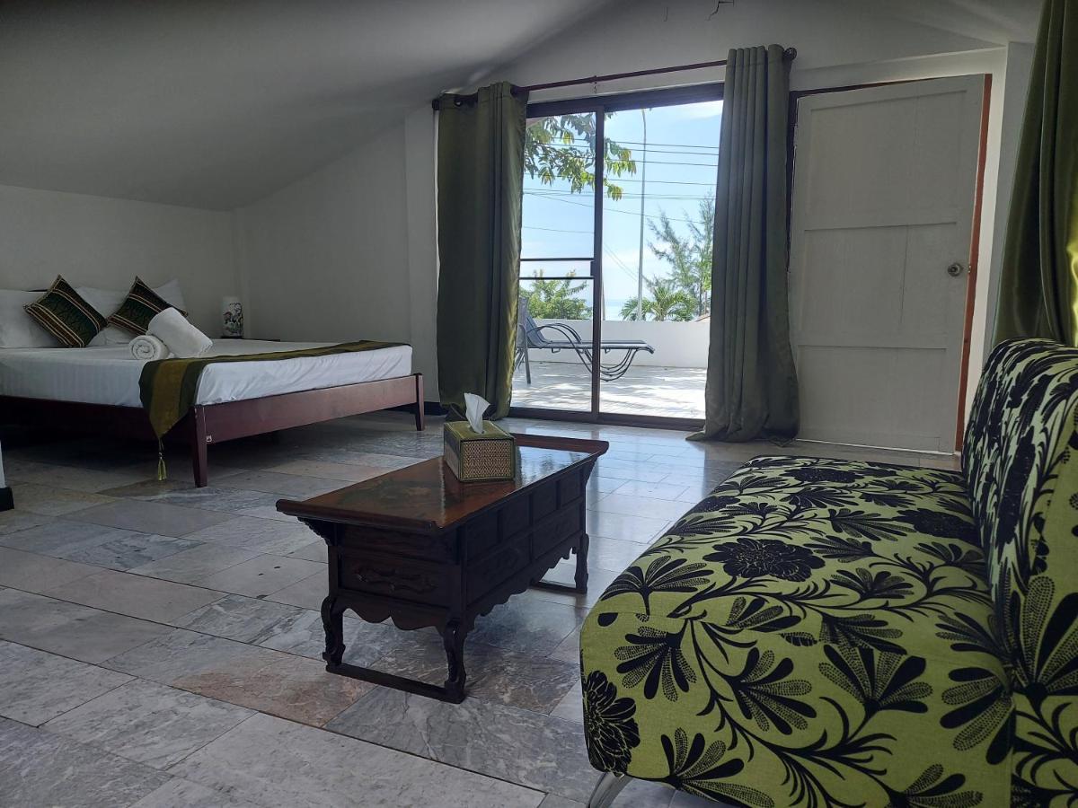 The Beach Boutique Resort Ban Pak Nam Pran Exterior photo